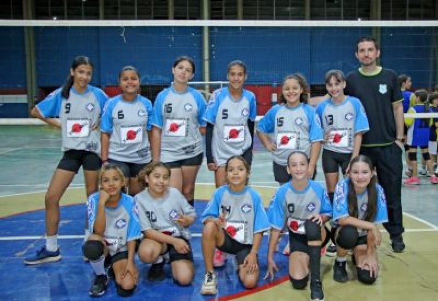 SESI Três Lagoas conquista títulos em dobradinha no Vôlei do JETs 2025