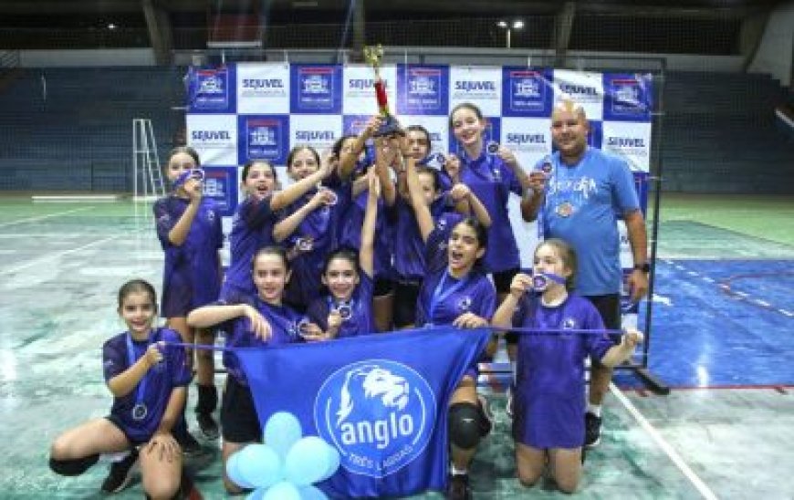 SESI Três Lagoas conquista títulos em dobradinha no Vôlei do JETs 2025
